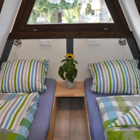 Ferienhaus Im Nordschwarzwald - Nurdachhaus In Waldrandlage Haus Florine * Schellbronn